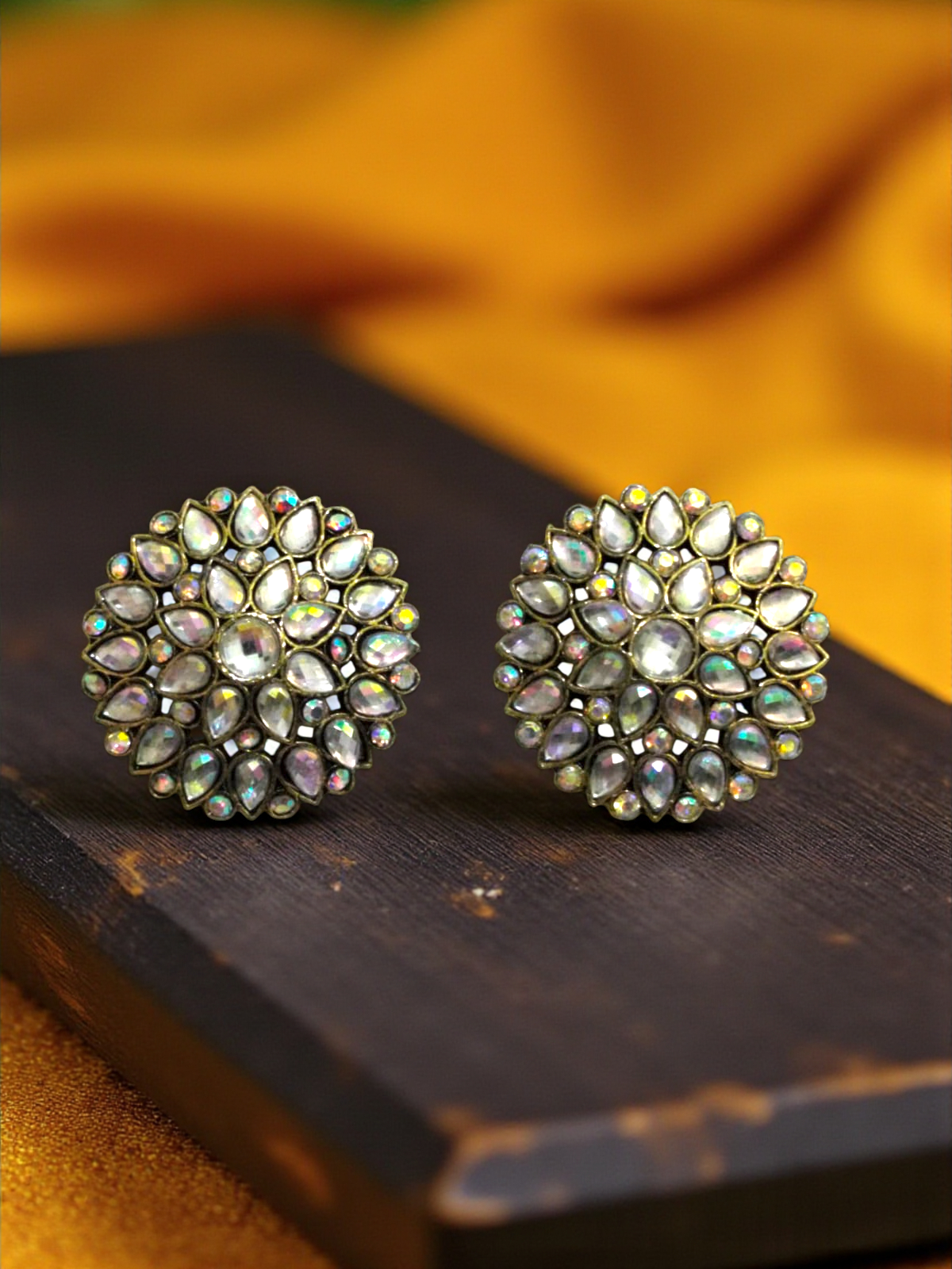 AD Golden Oxidized Stud