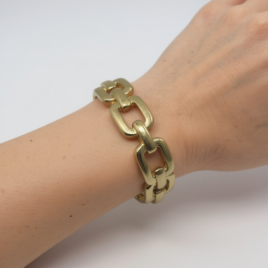 Anti Tarnish Golden Chain Bracelet