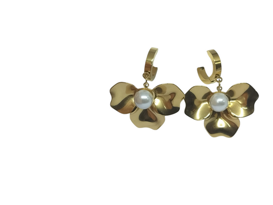 Golden Petal Pearl Flower